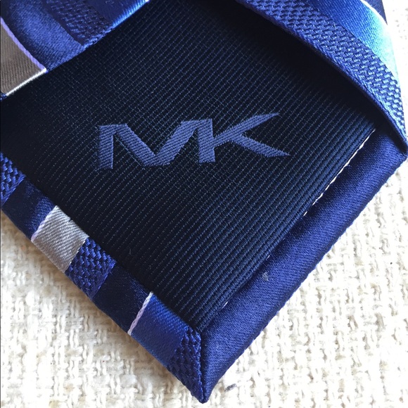 MICHEAL BY MICHEAL KORS SILK TIE BRAND NEW!! - Picture 2 of 4